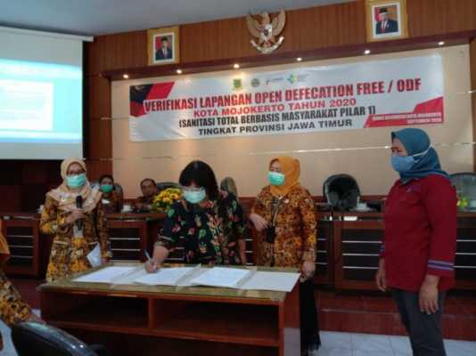 AKHIRNYA KOTA MOJOKERTO DINYATAKAN SEBAGAI KOTA OPEN DEFECATION FREE