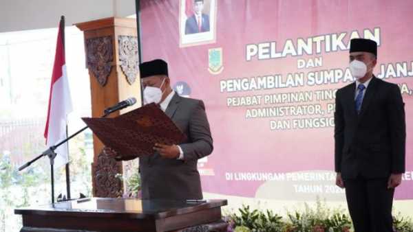 SEBANYAK 327 PEJABAT BARU PEMERINTAH KOTA MOJOKERTO DILANTIK SECARA VIRTUAL